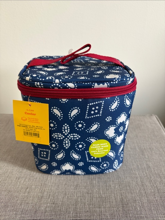Accessories - NWT mini cooler bag
